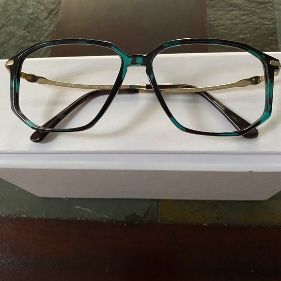 CATHERINE DENEUVE Eyeglasses Frame Emerald Green New CD027 Vintage Retired - Picture 1 of 5